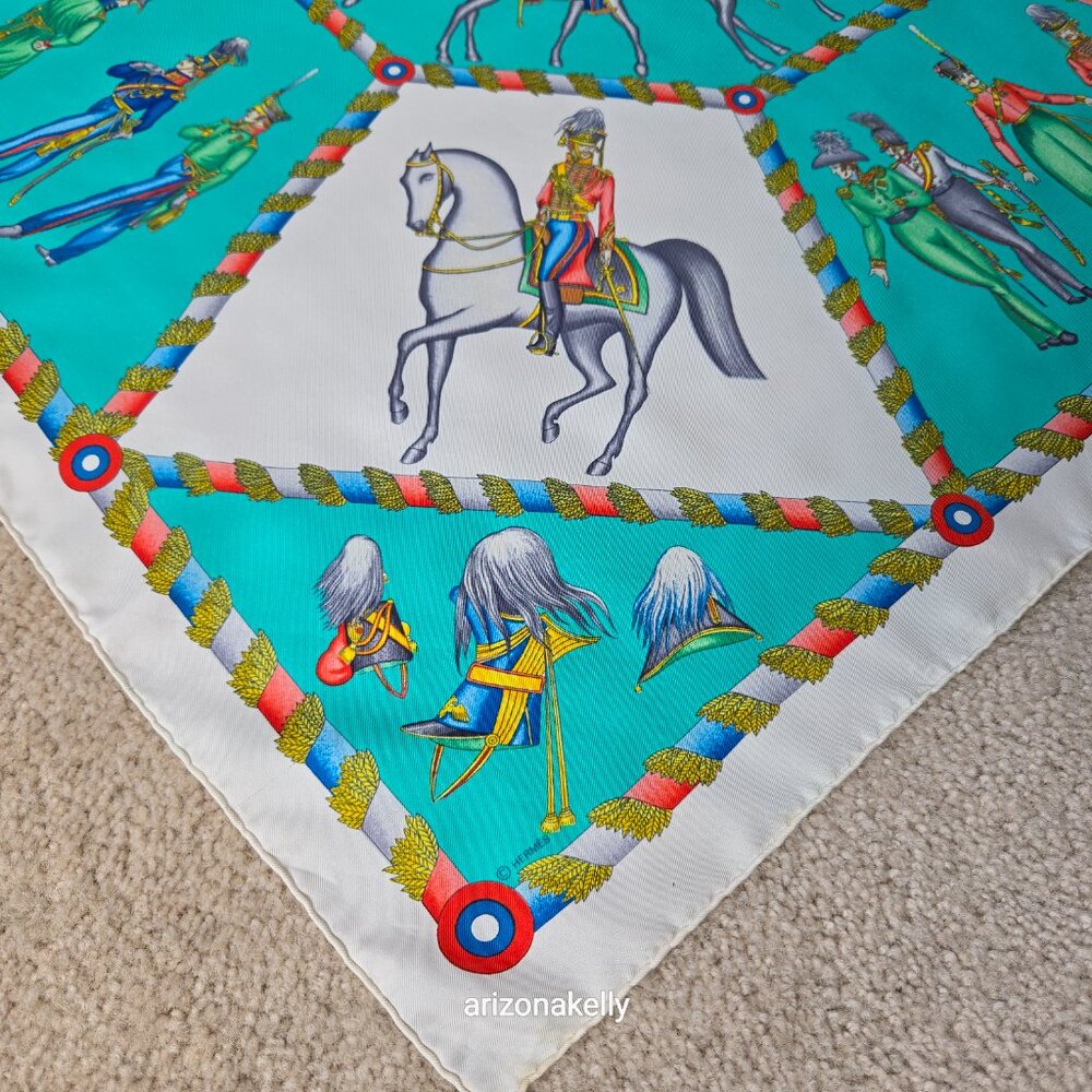 HERMÈS L'Armee Imperiale Russe de 1816 a 1916 Silk Scarf Hand Rolled Twill - Picture 7 of 16